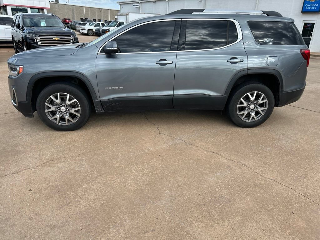 Used 2020 GMC Acadia SLT w/ Premium Package FWD image 2