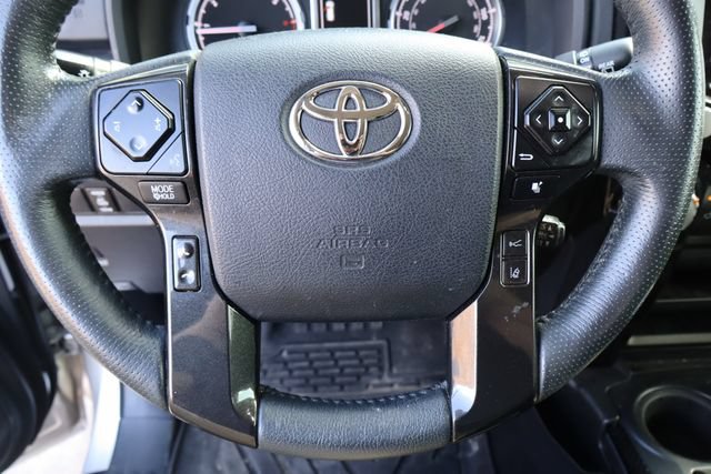 Used 2020 Toyota 4Runner TRD Off-Road AWD/4WD image 10