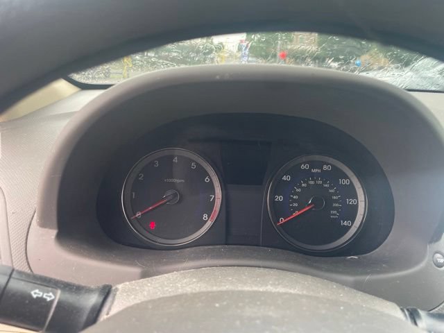 Used 2013 Hyundai Accent GLS FWD image 13
