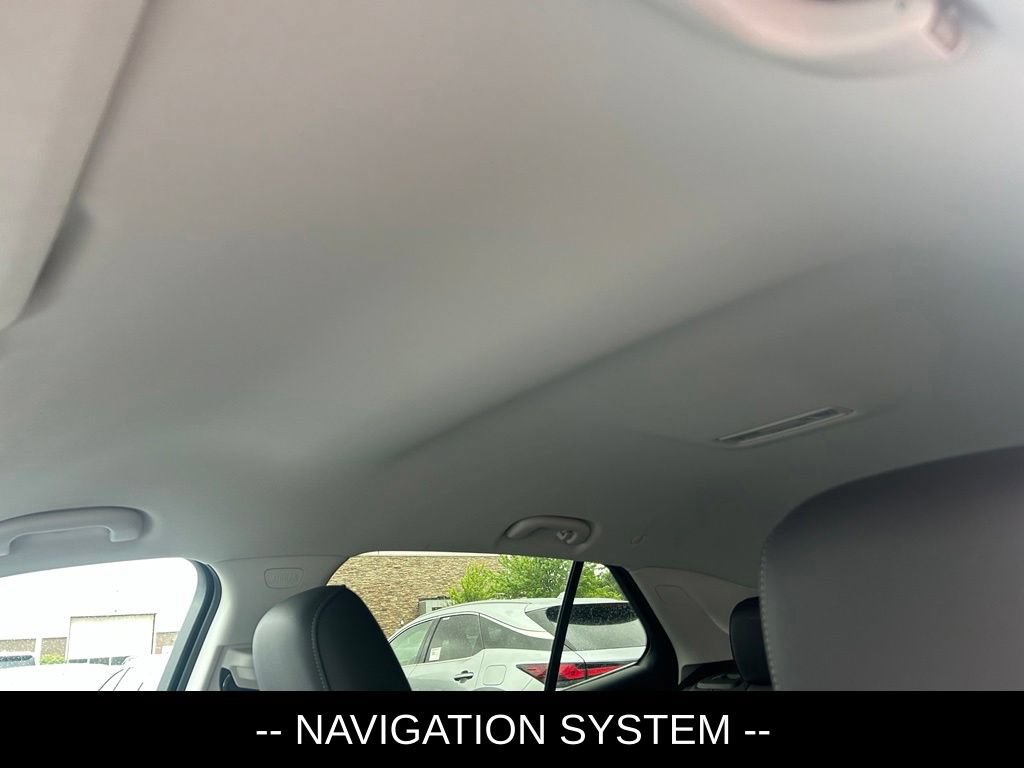 Used 2025 Buick Envision Preferred AWD/4WD image 8