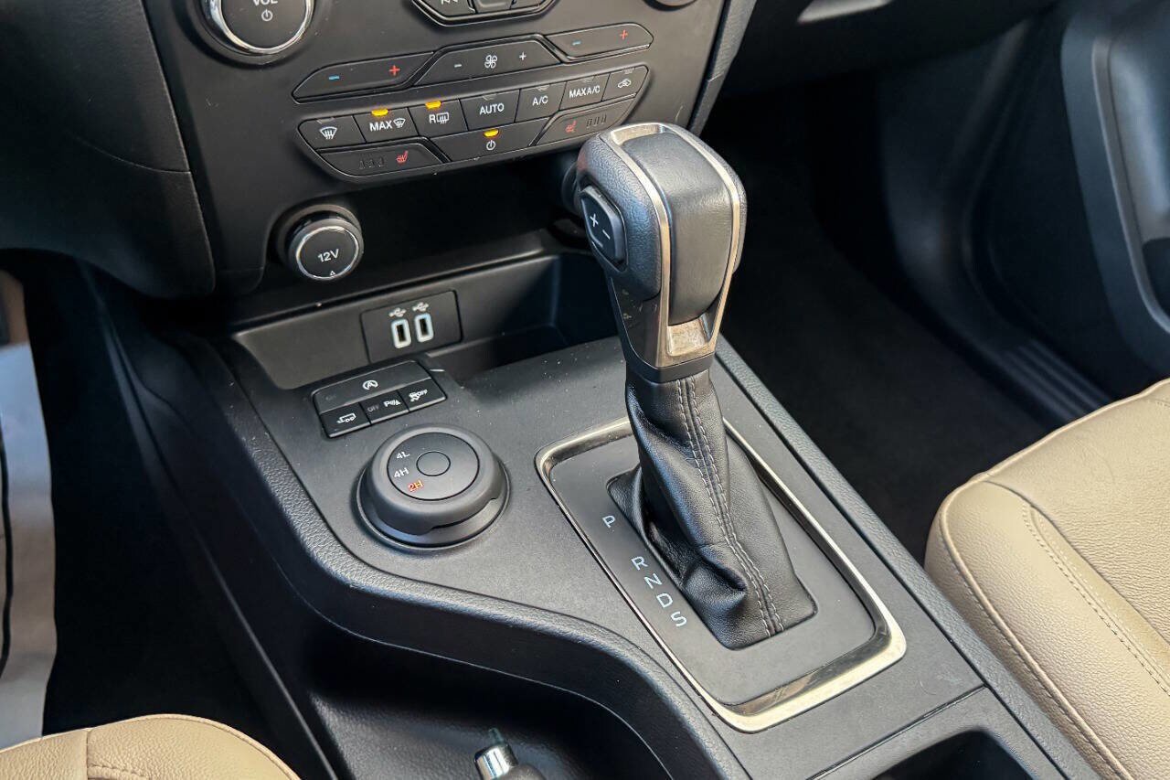 Used 2019 Ford Ranger Lariat w/ Equipment Group 501A Mid image 38