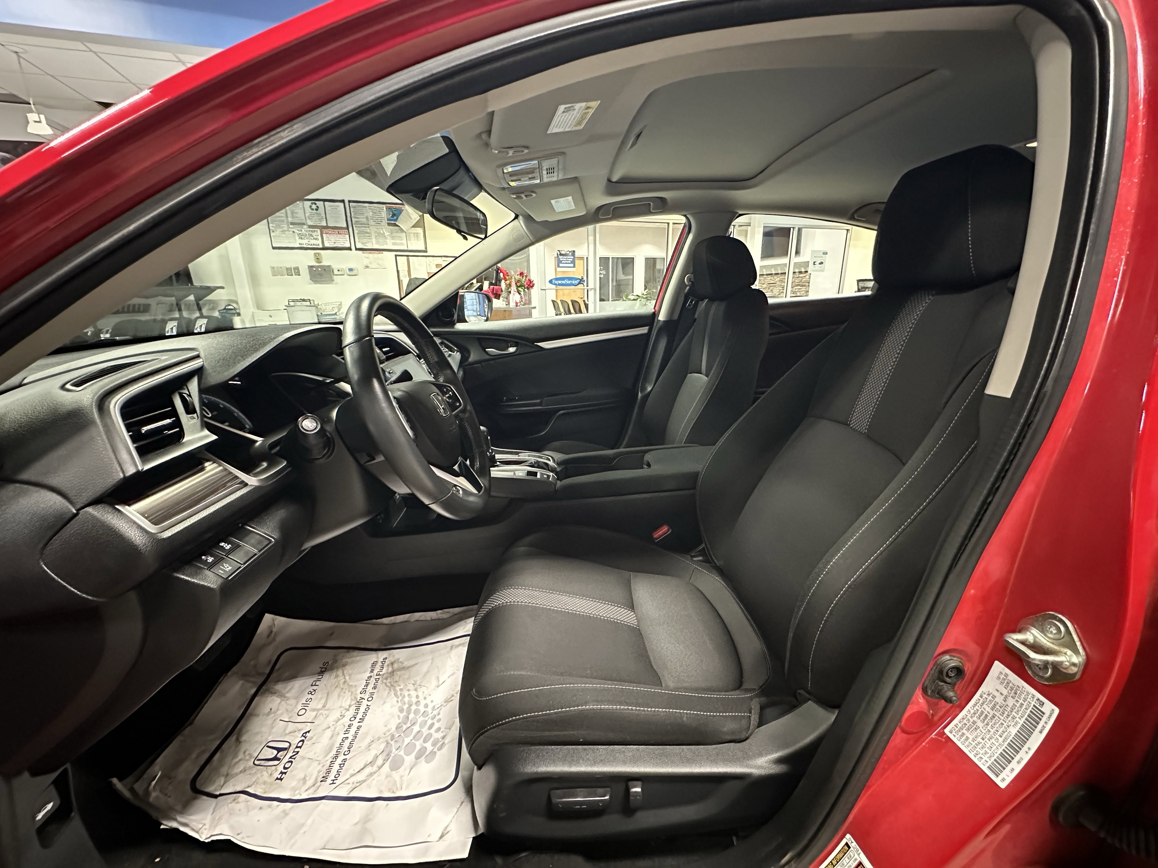 Used 2020 Honda Civic EX image 8