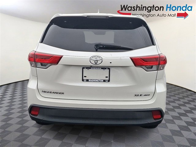 Used 2019 Toyota Highlander XLE image 5