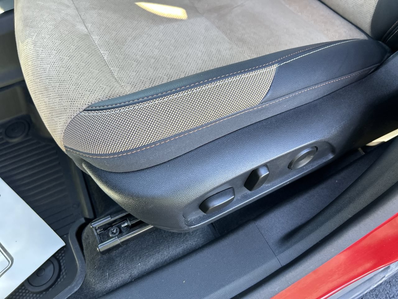 Used 2026 Chevrolet Equinox ACTIV w/ LPO, Floor Liner Package AWD/4WD image 24