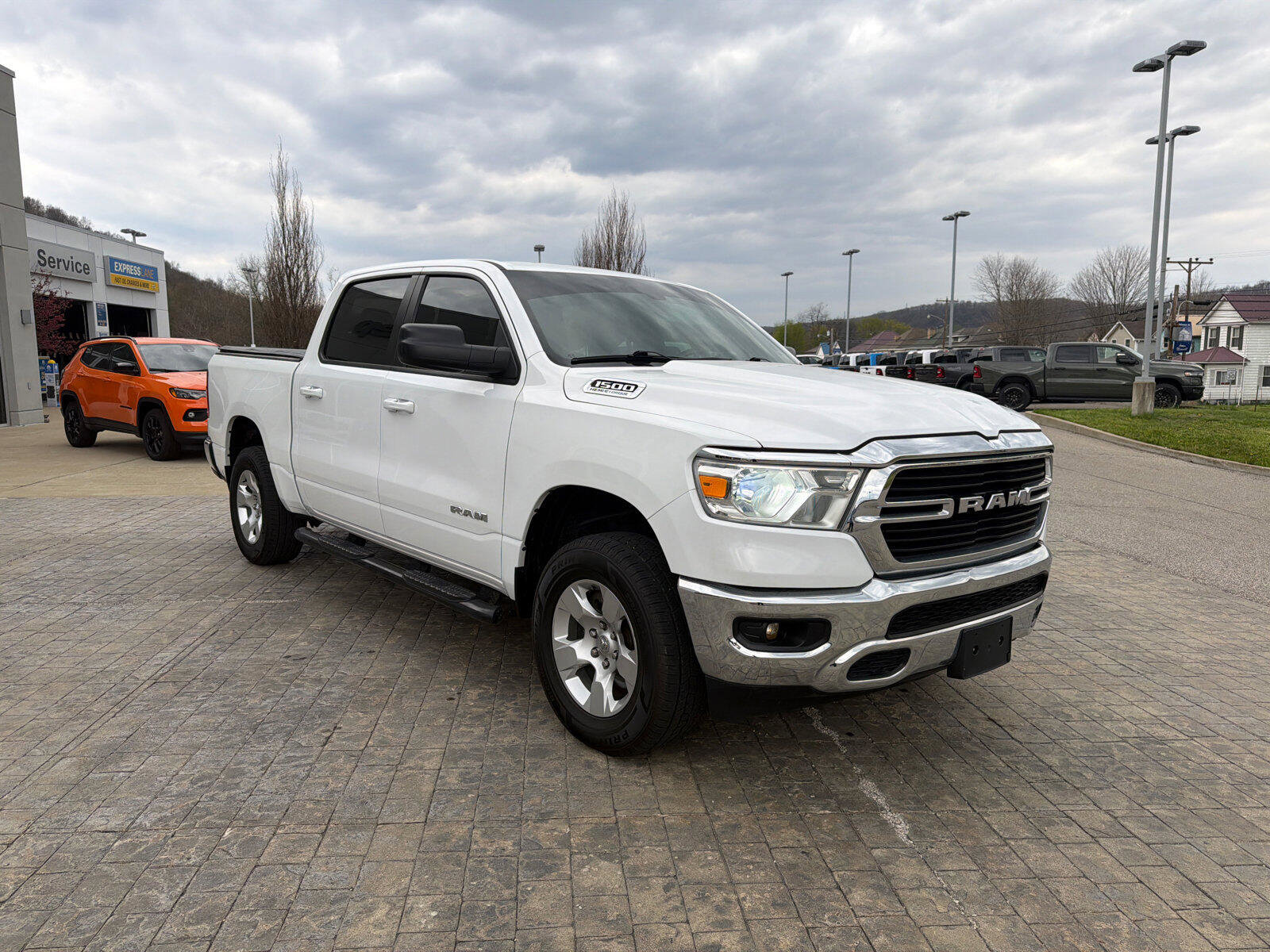 Used 2021 RAM 1500 Big Horn AWD/4WD image 2