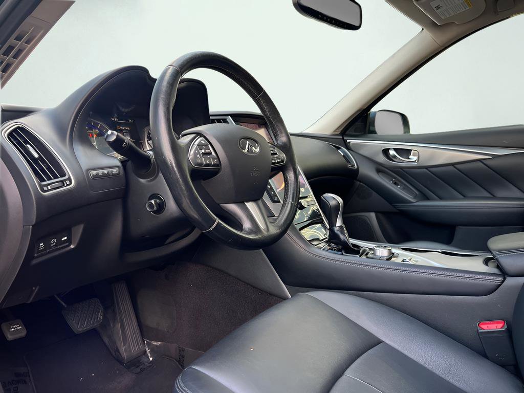 Used 2016 INFINITI Q50 Premium w/ 2.0T Premium Plus Package image 2