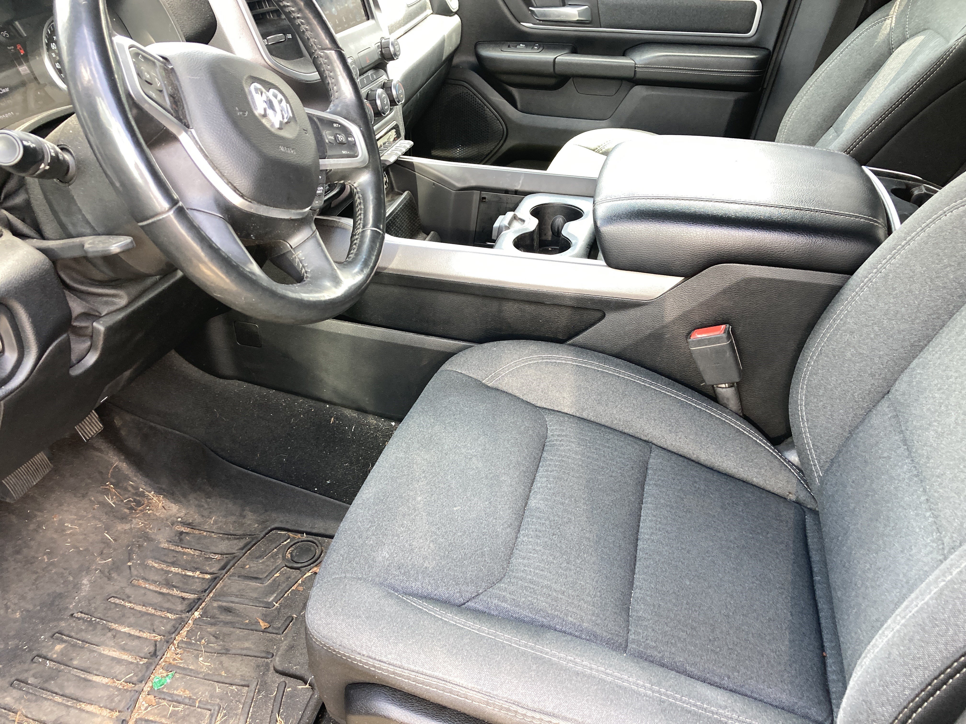 Used 2020 RAM 1500 Lone Star AWD/4WD image 3