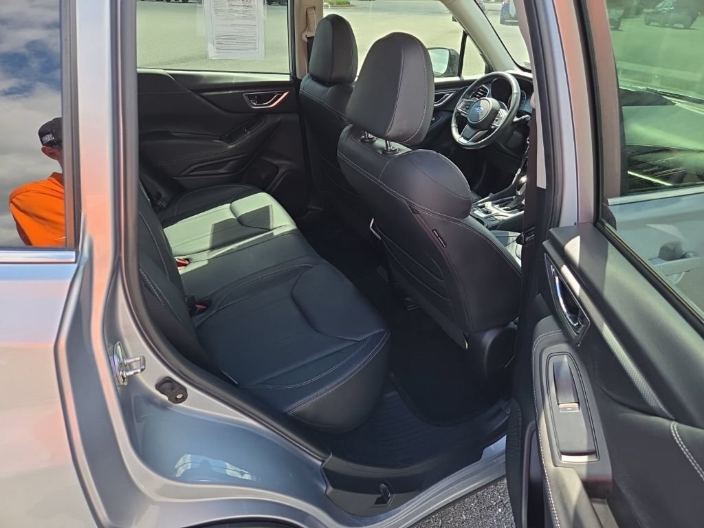 Used 2020 Subaru Forester Limited w/ Popular Package #3 AWD/4WD image 7