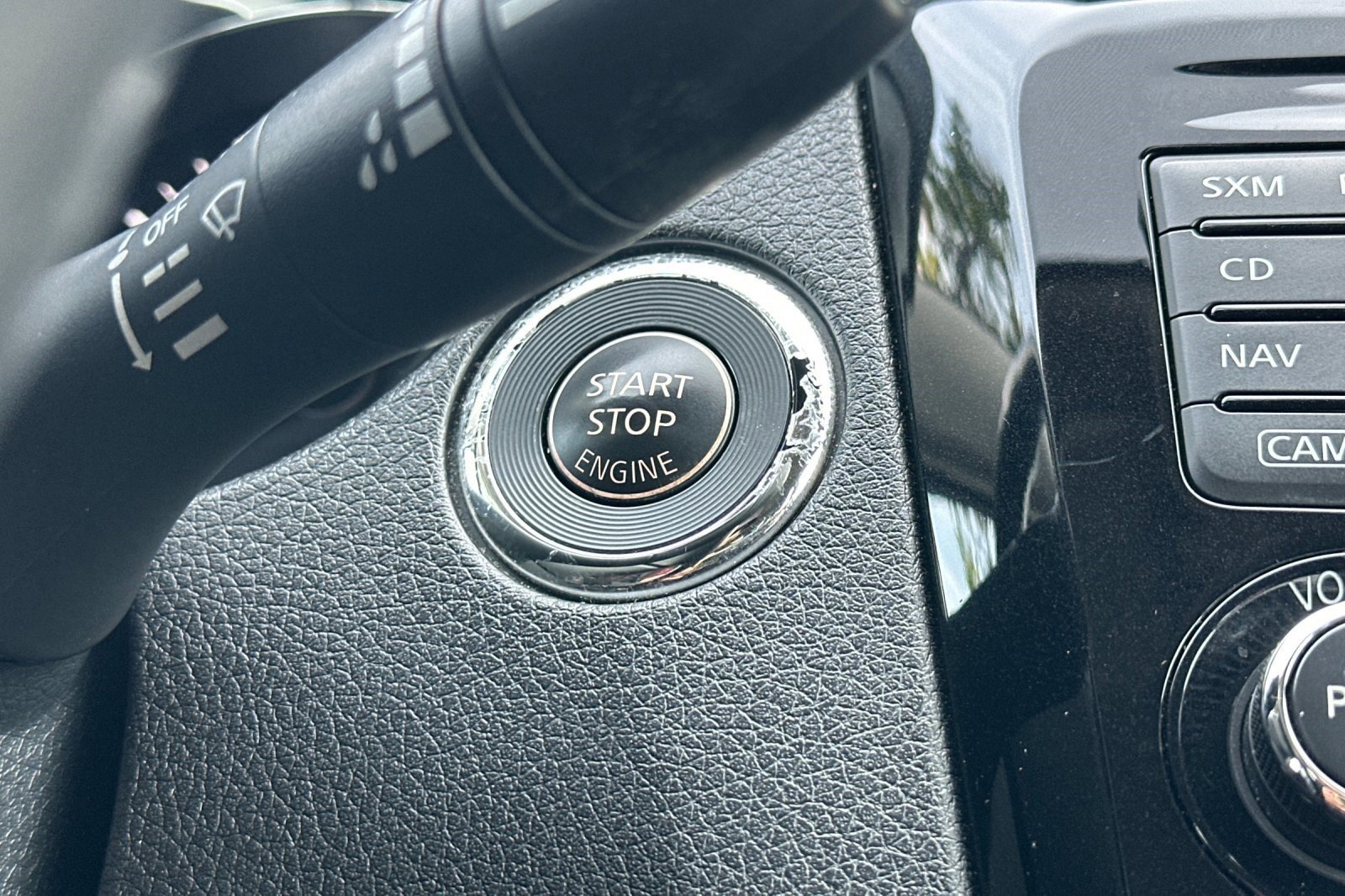 Used 2016 Nissan Rogue SL w/ SL Premium Package image 33