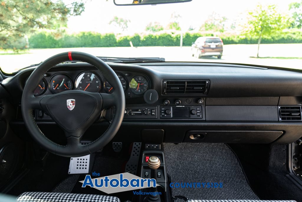 Used 1996 Porsche 911 Carrera 4S AWD/4WD image 16