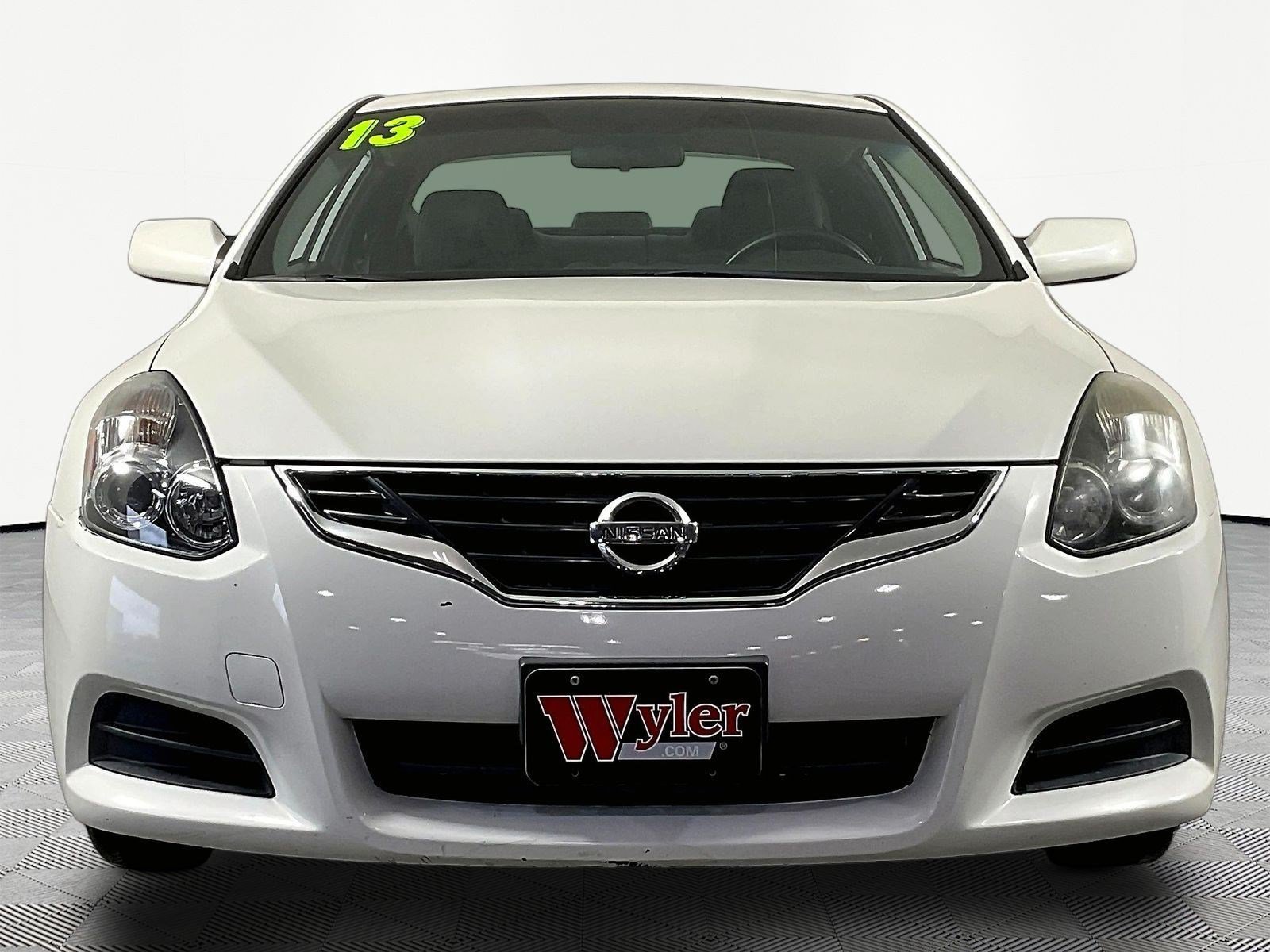 Used 2013 Nissan Altima 2.5 S FWD image 2