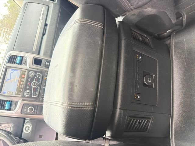 Used 2015 RAM 2500 Limited image 28