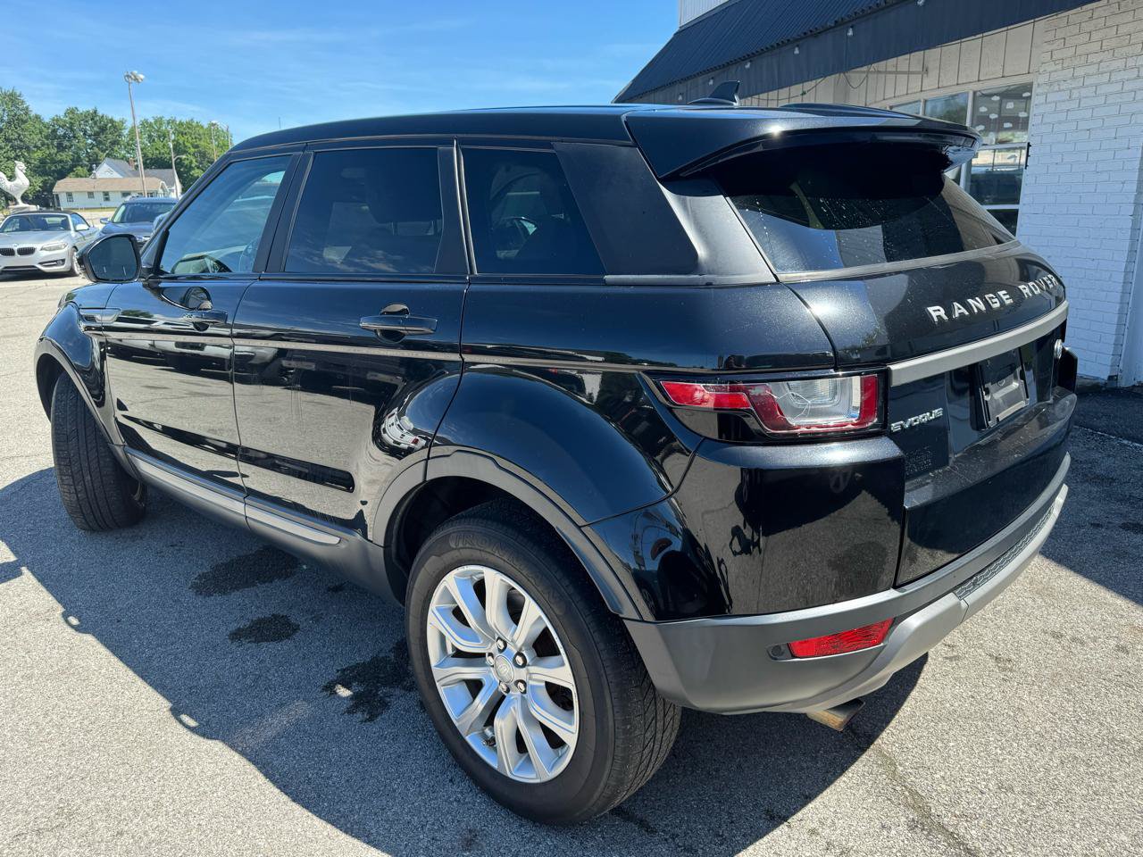 Used 2016 Land Rover Range Rover Evoque SE AWD/4WD image 4