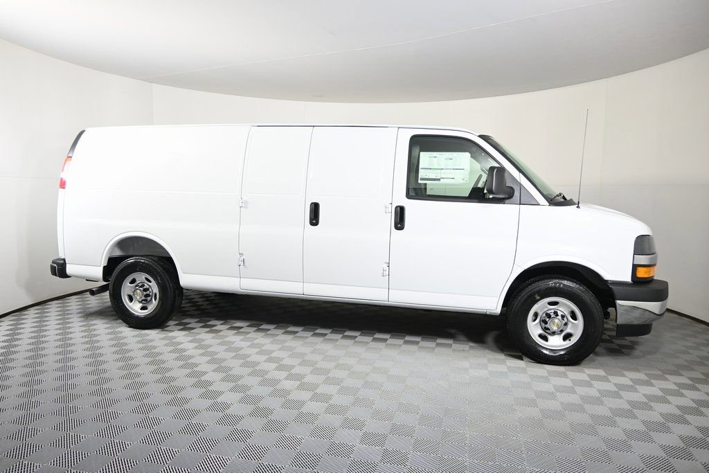 New 2026 Chevrolet Express 3500 Extended w/ Driver Convenience Package image 8