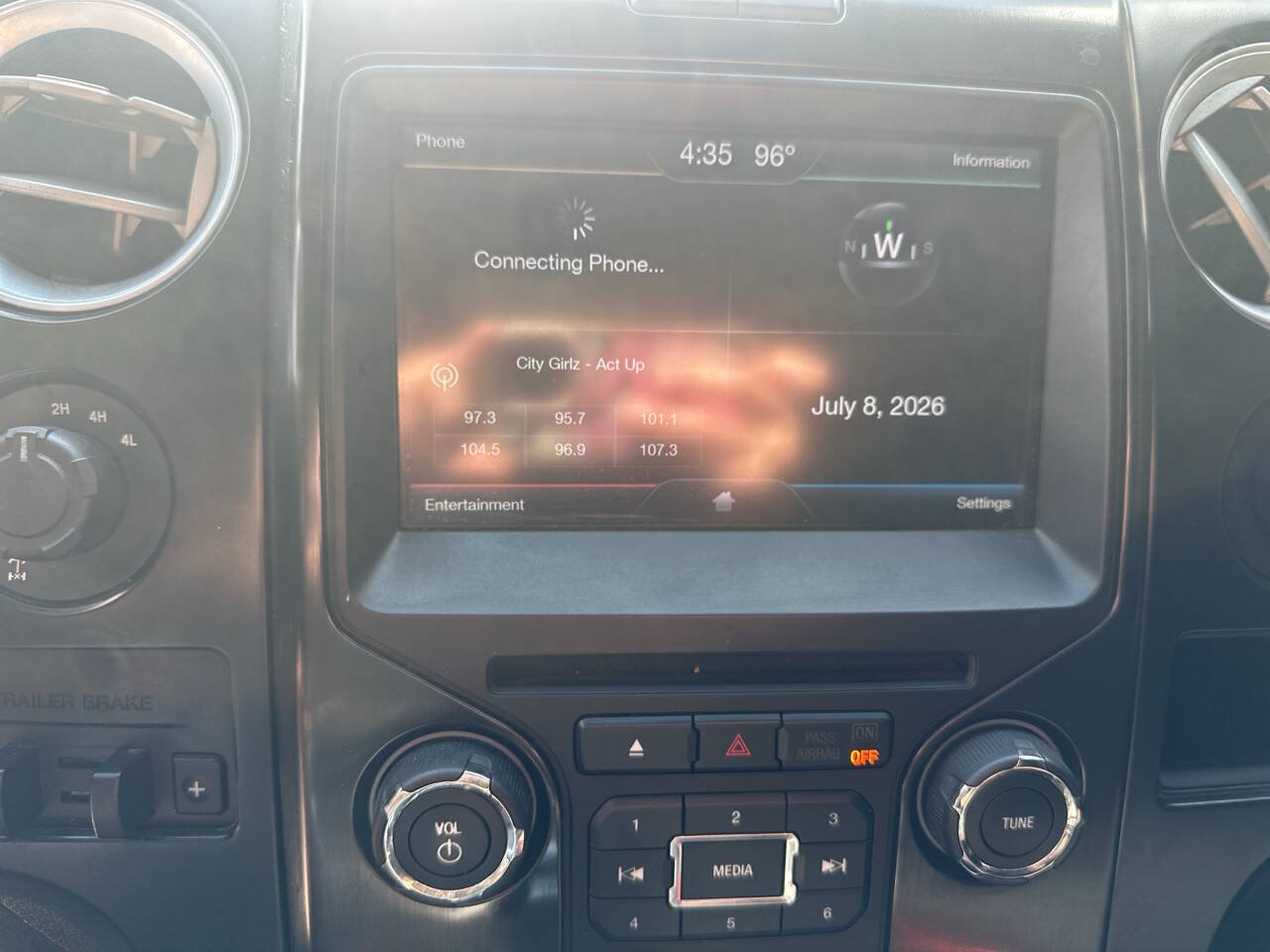 Used 2014 Ford F150 FX4 w/ FX Appearance Package AWD/4WD image 18