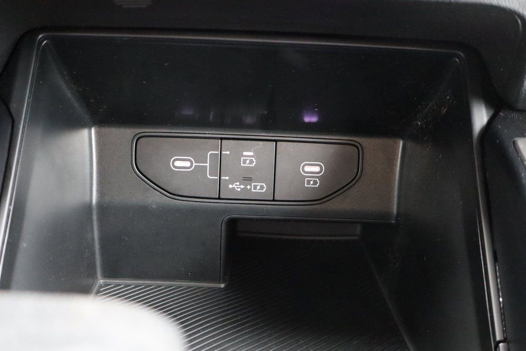 Used 2024 Kia Sorento LX image 15