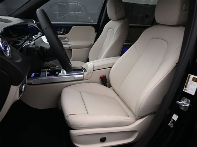 New 2026 Mercedes-Benz GLB 250 image 10