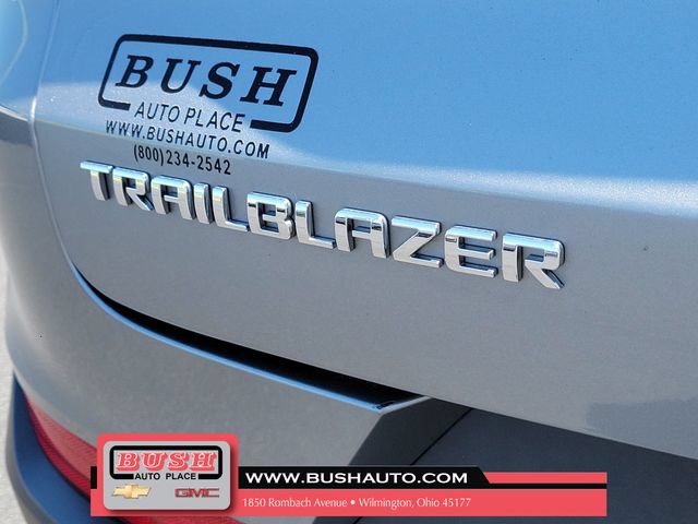Used 2023 Chevrolet TrailBlazer LT FWD image 7