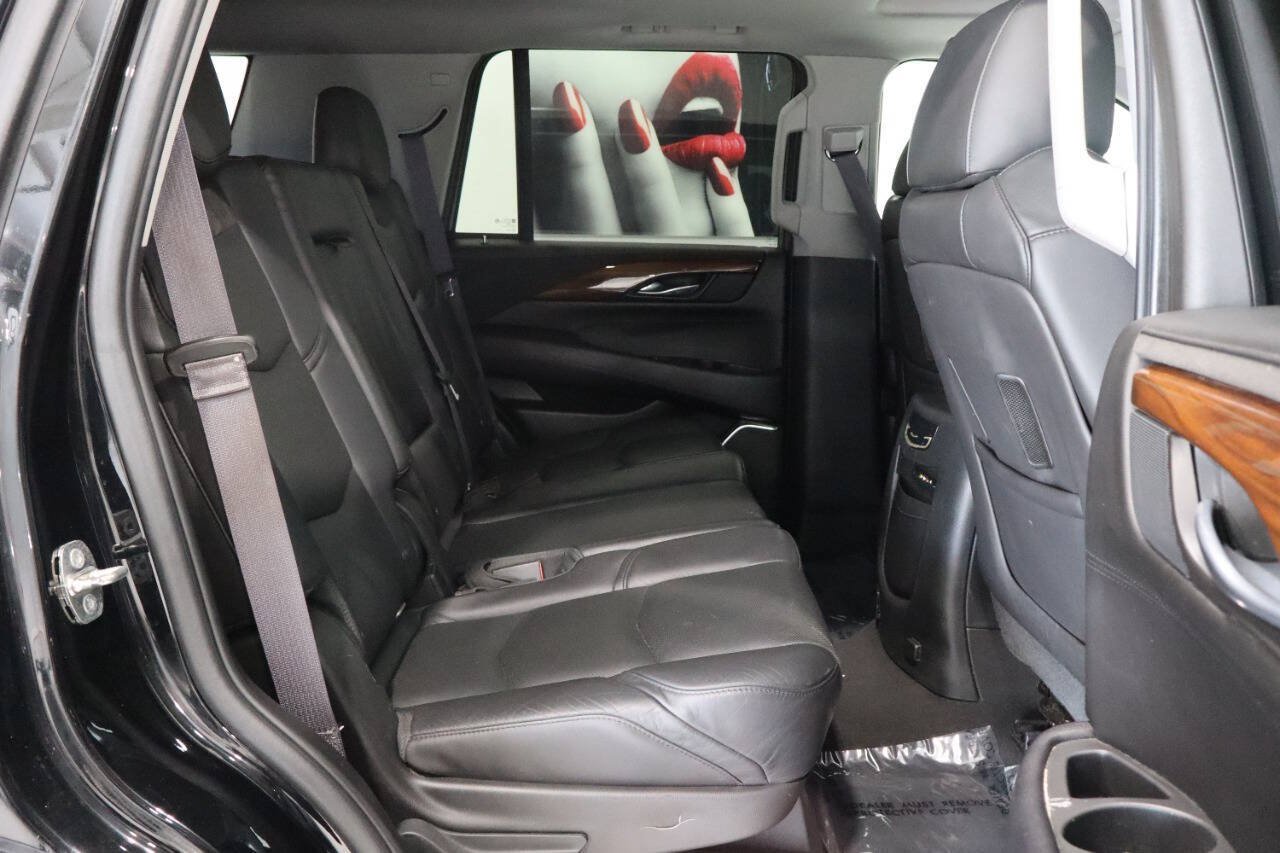 Used 2015 Cadillac Escalade Premium AWD/4WD image 11