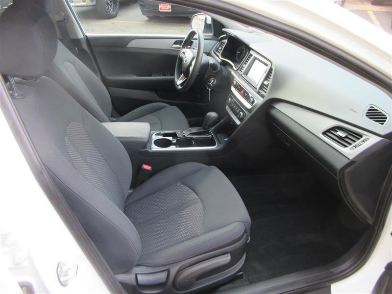 Used 2019 Hyundai Sonata SE image 18