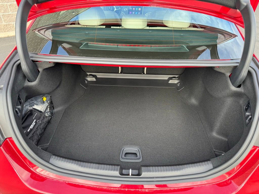 Used 2025 Mercedes-Benz C 300 Sedan image 50