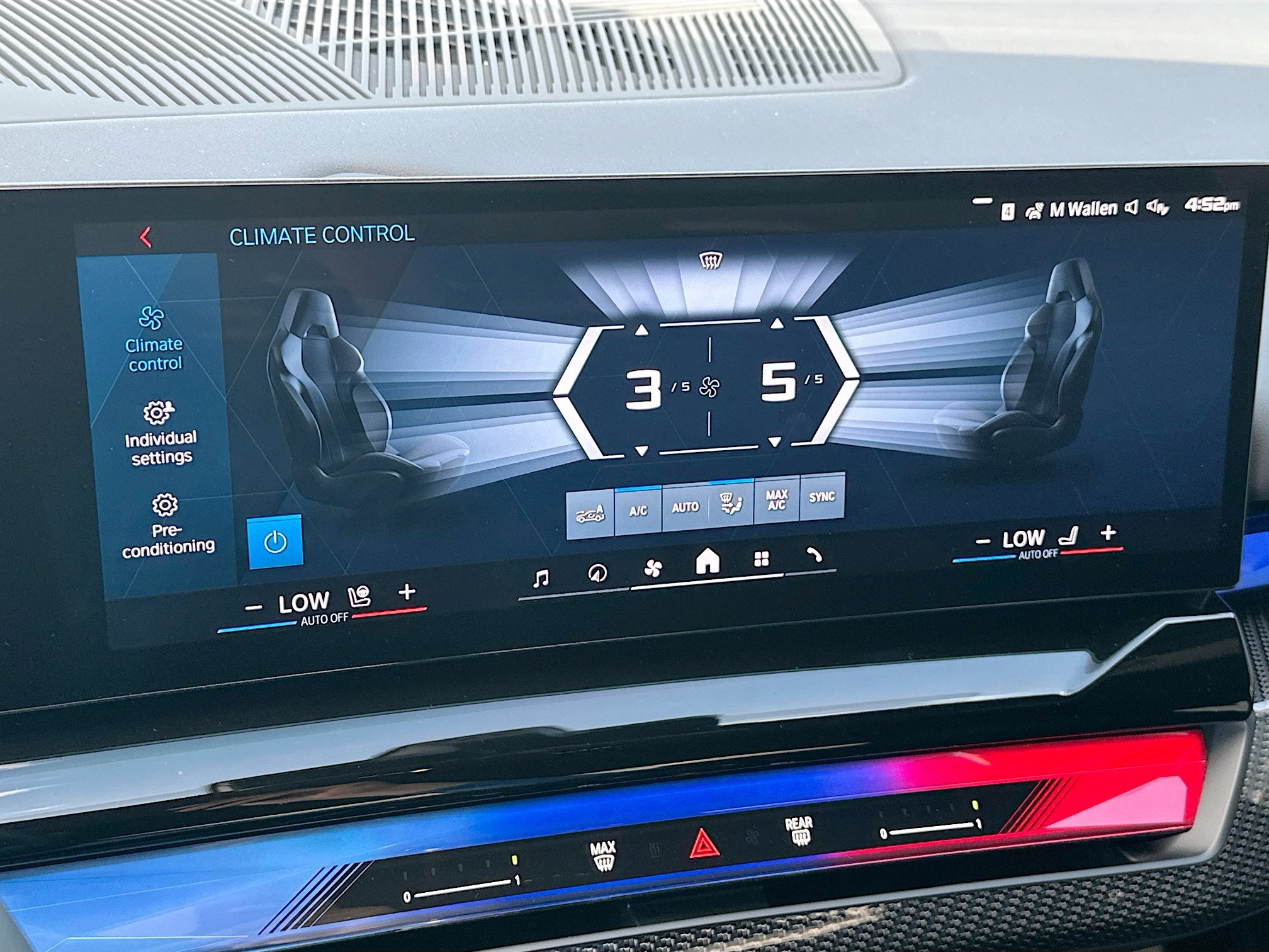 Used 2025 BMW M5 w/ Executive Package image 14