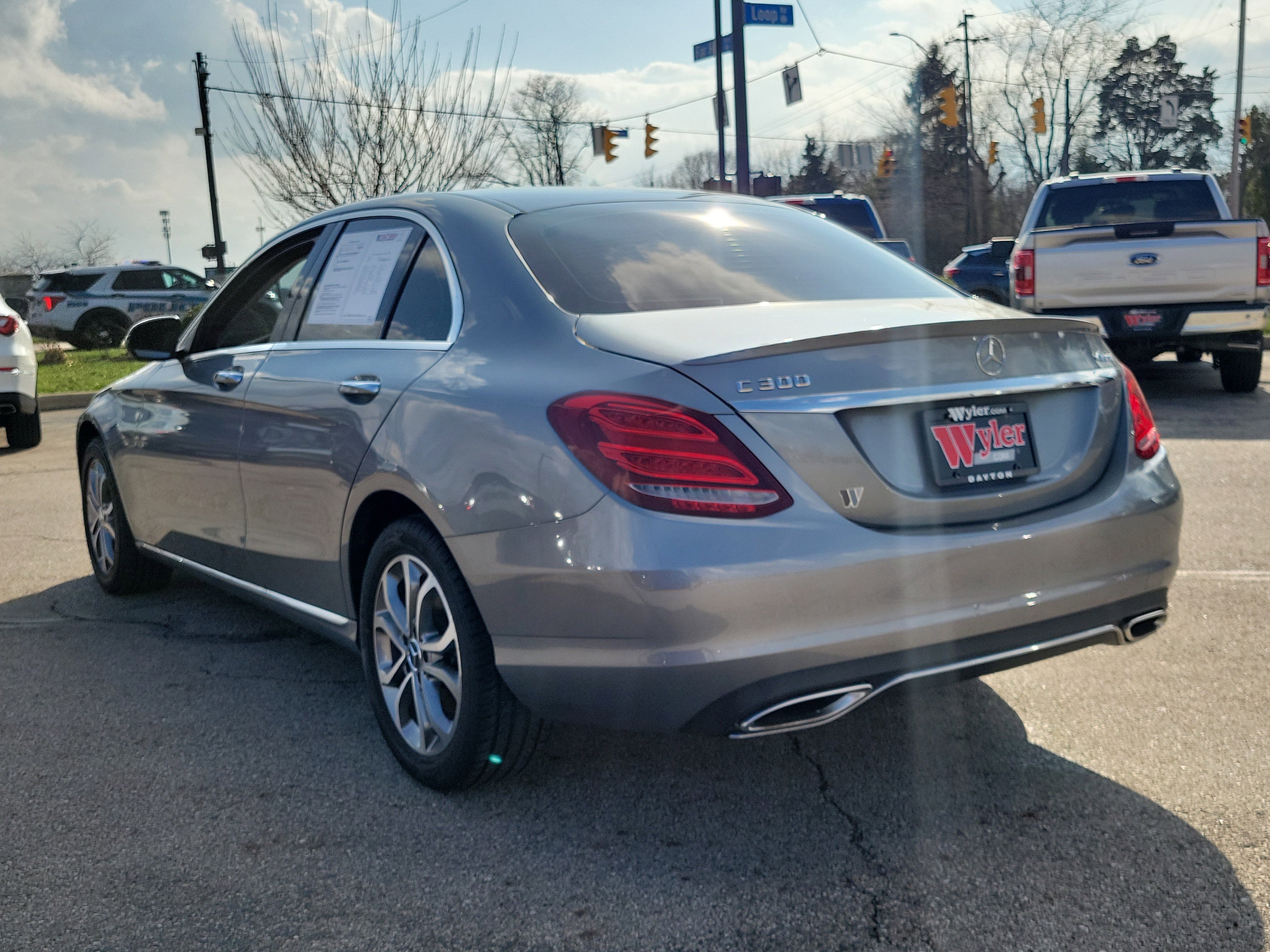 Used 2016 Mercedes-Benz C 300 4MATIC Sedan image 3
