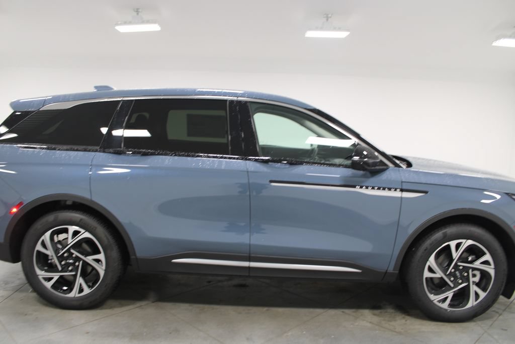 New 2026 Lincoln Nautilus Premier AWD/4WD image 10