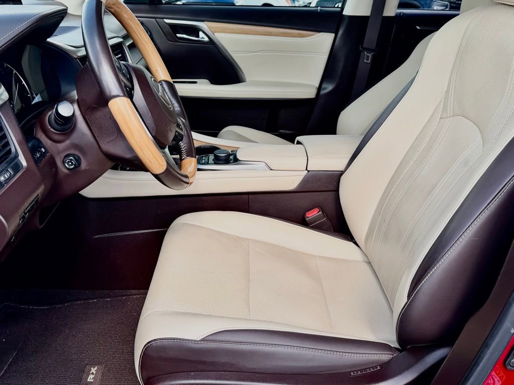 Used 2019 Lexus RX 350L FWD w/ Premium Package image 8