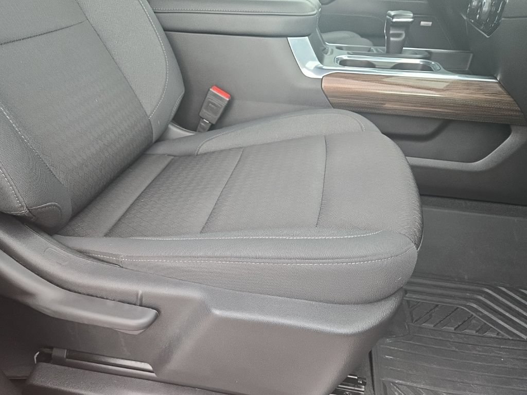 Used 2024 Chevrolet Silverado 1500 LT Trail Boss w/ Convenience Package II AWD/4WD image 19