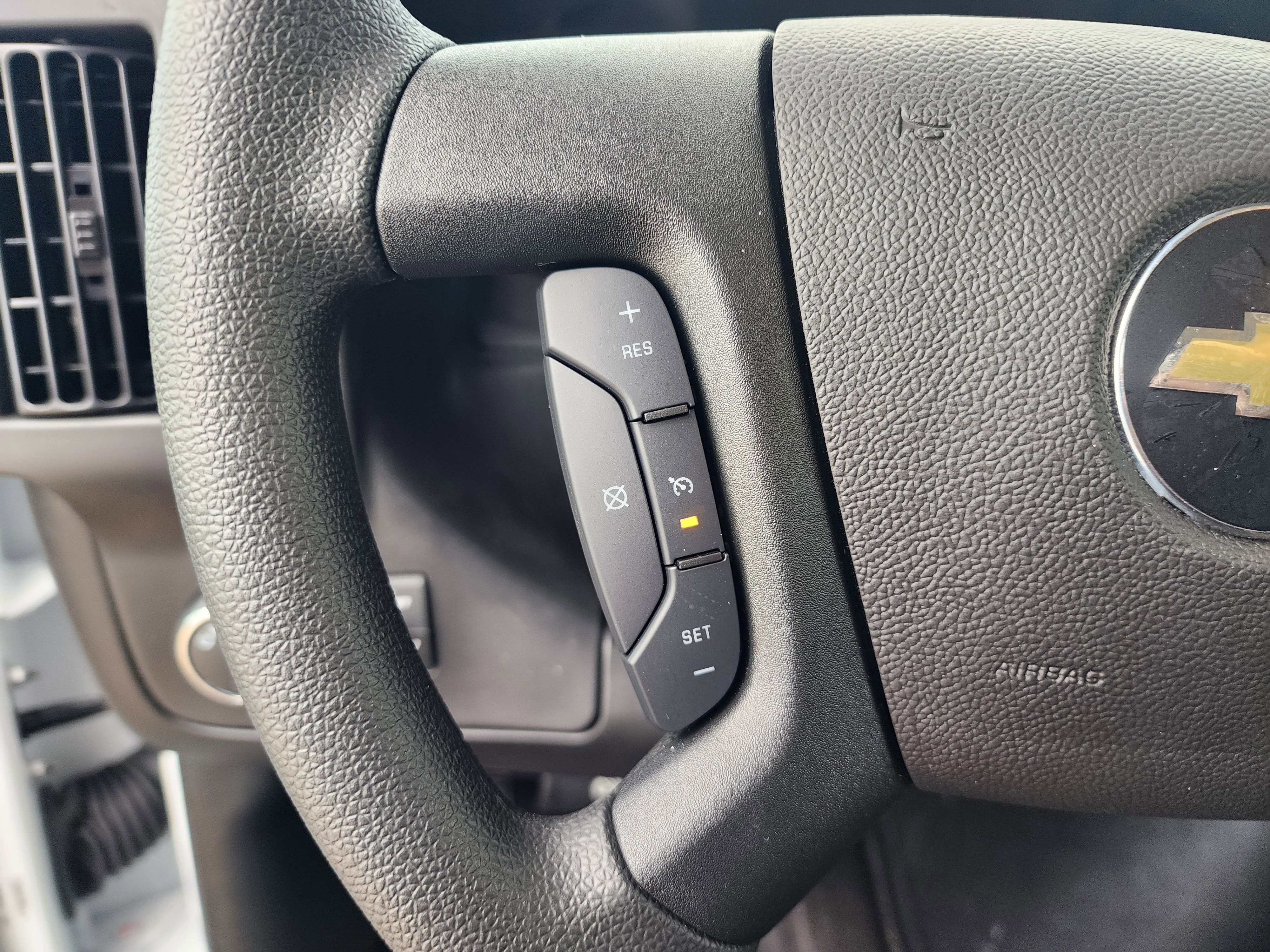 New 2025 Chevrolet Express 3500 w/ Power Convenience Package RWD image 30