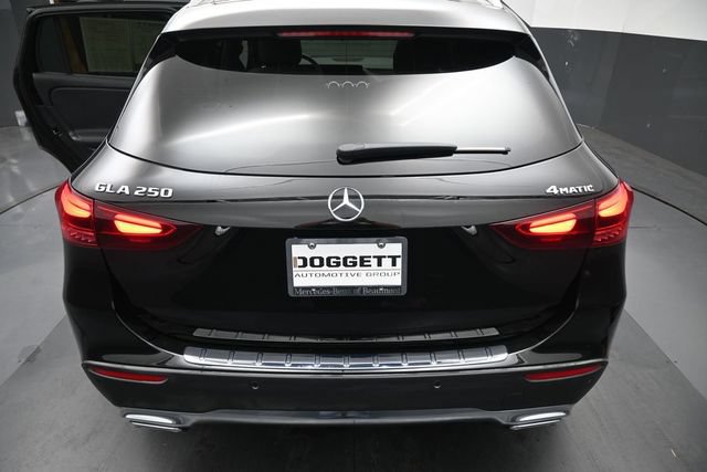 New 2025 Mercedes-Benz GLA 250 4MATIC image 10