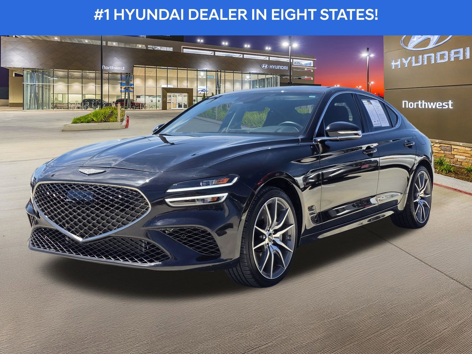 Used 2025 Genesis G70 2.5T image 2