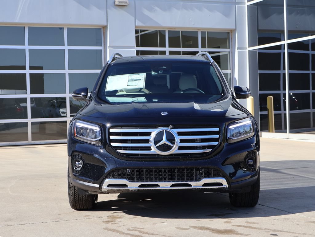 New 2026 Mercedes-Benz GLB 250 4MATIC image 2
