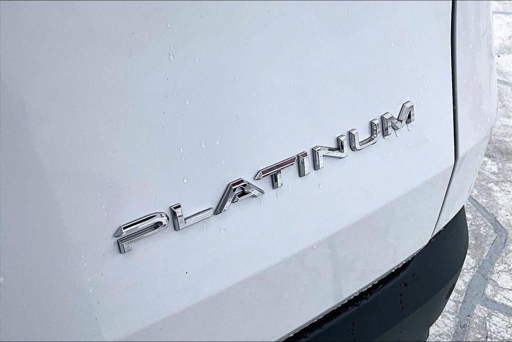 Used 2026 Toyota Grand Highlander Platinum image 22