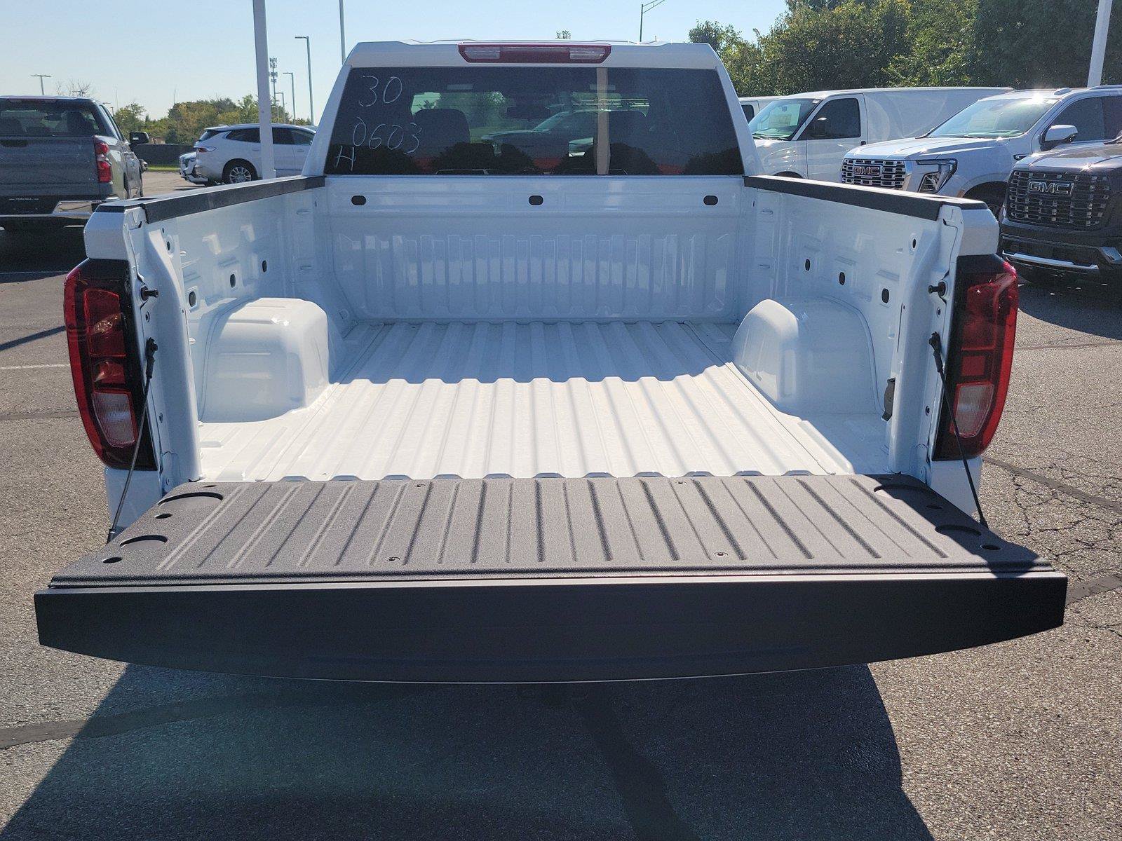 New 2026 GMC Sierra 1500 Pro w/ Pro Value Package AWD/4WD image 7