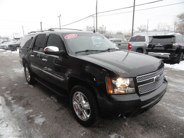Used 2010 Chevrolet Suburban LTZ image 5