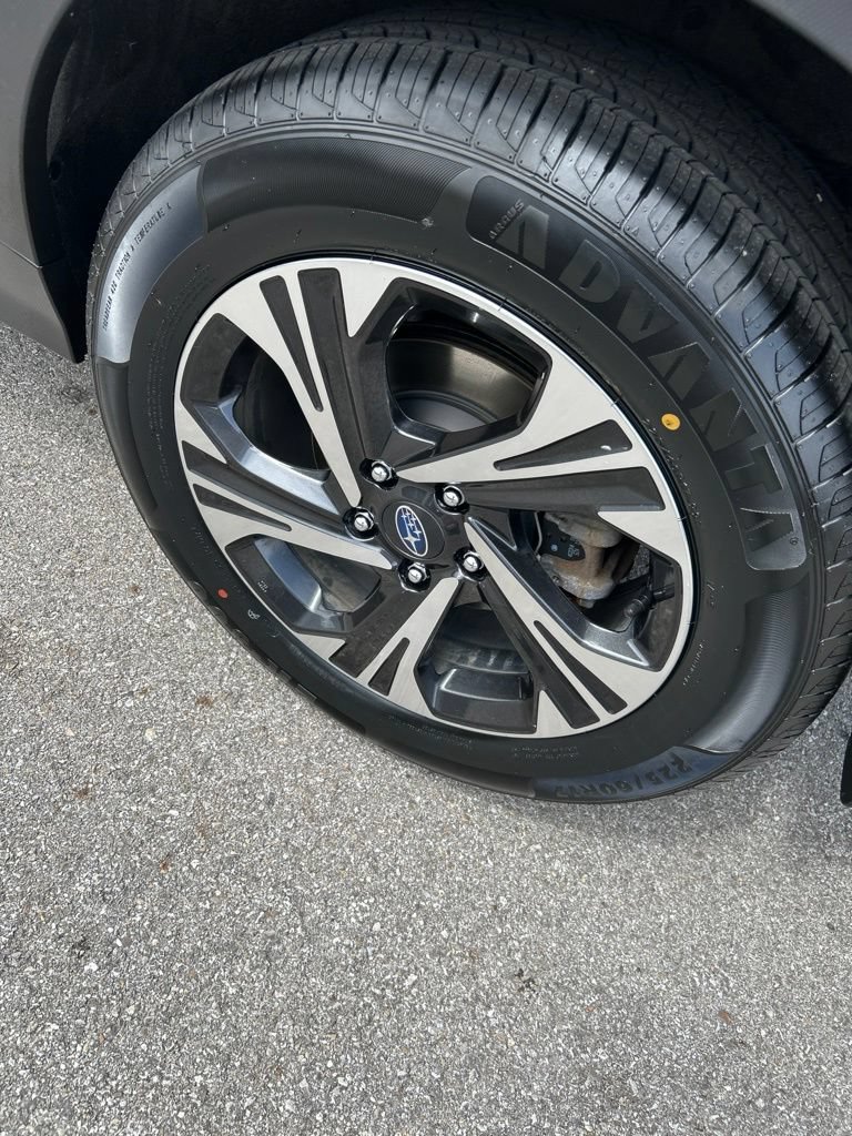 Certified 2024 Subaru Crosstrek 2.0i Premium AWD/4WD image 10