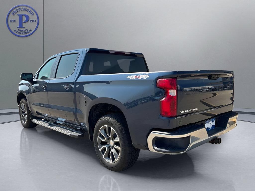 Used 2023 Chevrolet Silverado 1500 LT AWD/4WD image 14