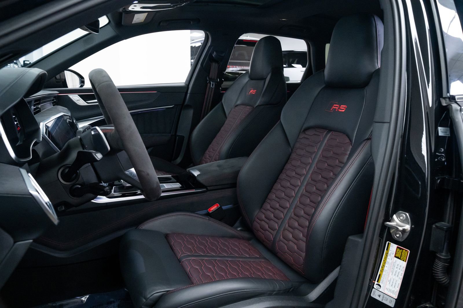 Used 2024 Audi RS 6 performance image 18