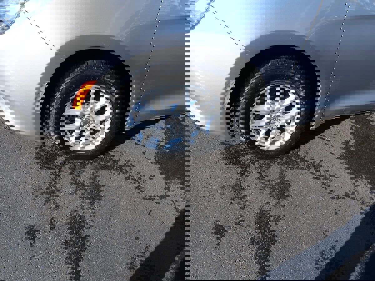 Used 2017 Chrysler Pacifica LX image 36