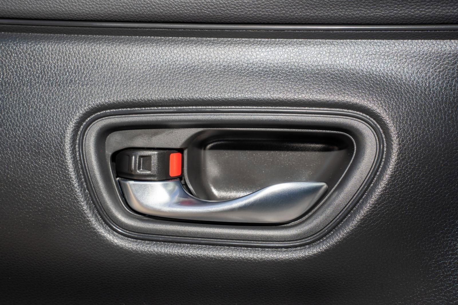 Certified 2024 Honda HR-V EX-L image 29