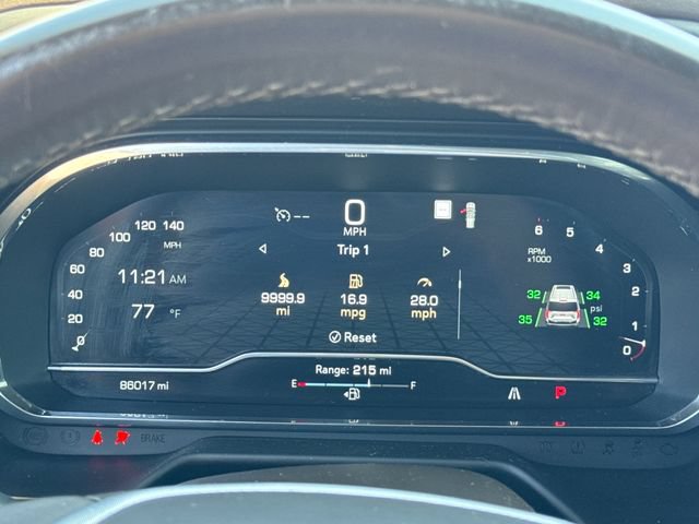 Used 2022 GMC Yukon SLT RWD image 18