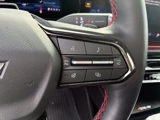 Used 2026 Chevrolet Traverse RS w/ LPO, Floor Liner Package AWD/4WD image 27
