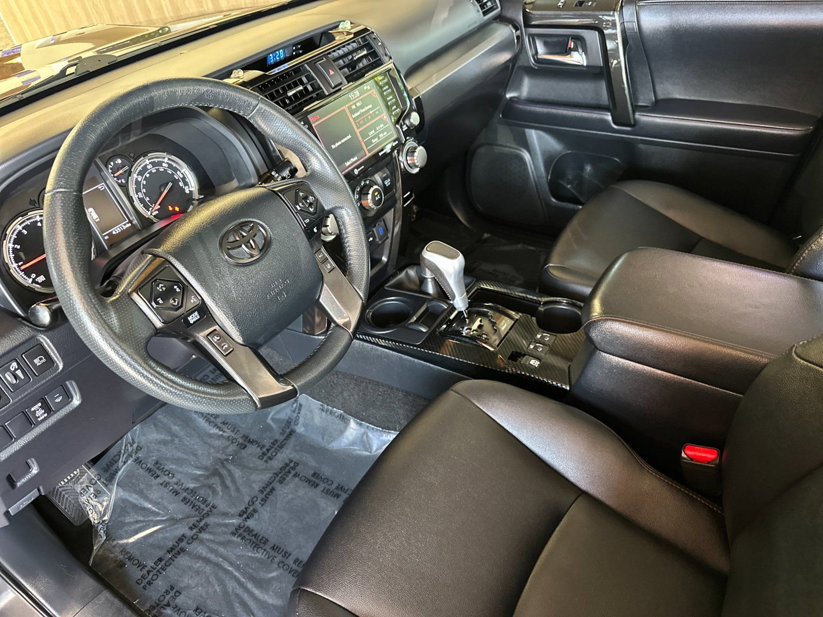 Used 2022 Toyota 4Runner TRD Off-Road Premium w/ Moonroof Package AWD/4WD image 11