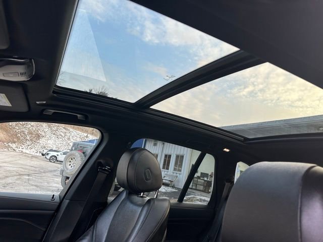 Used 2022 BMW X5 xDrive40i w/ Premium Package image 31