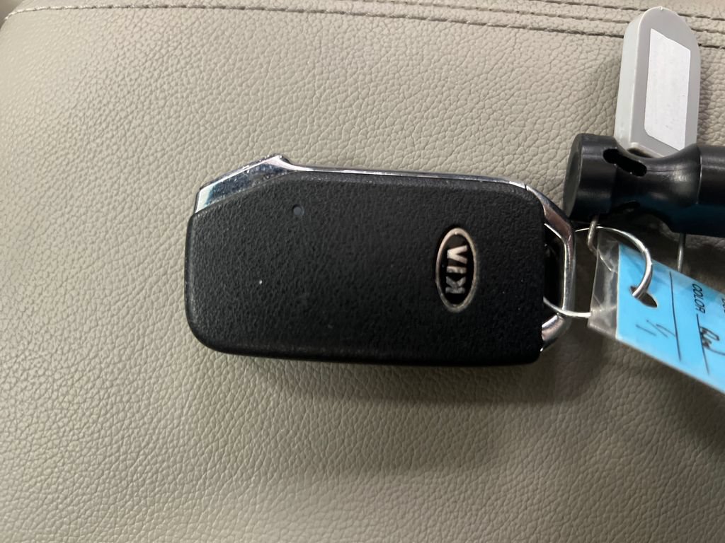 Used 2022 Kia Sportage Nightfall Edition w/ Nightfall Fwd Premium Package image 32