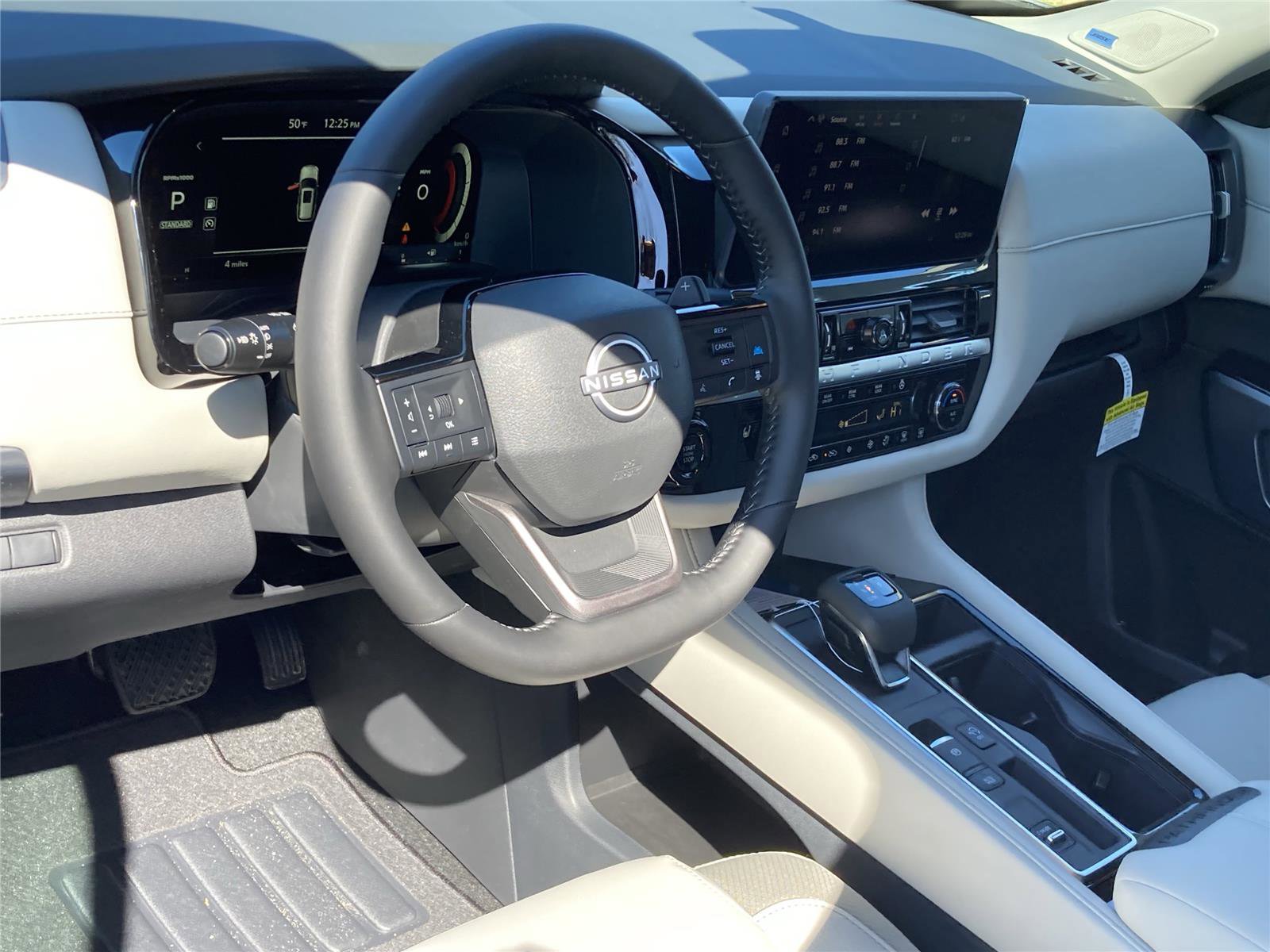New 2026 Nissan Pathfinder SL w/ SL Premium Package image 12