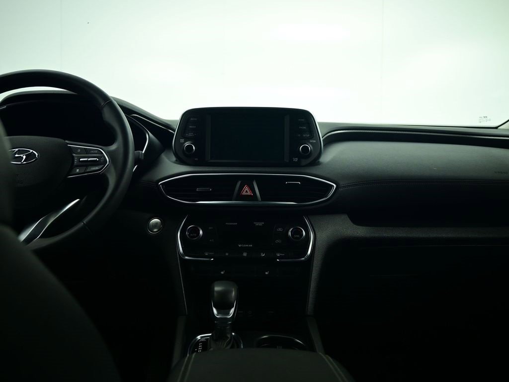 Used 2019 Hyundai Santa Fe Limited image 6