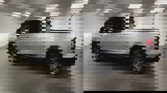 Used 2023 Honda Ridgeline Sport image 6